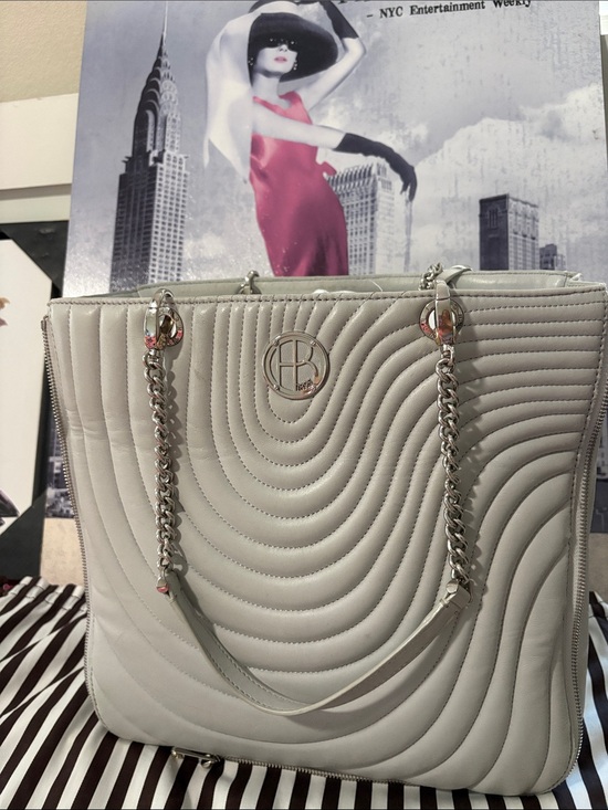 Handbags - Henri Bendel No 7 Quilted lambskinnTote Bag in Light Gray